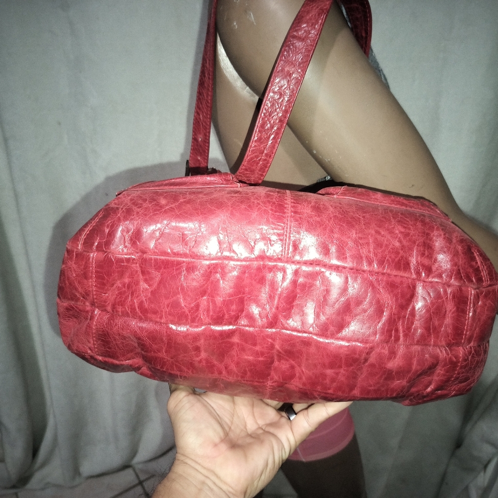 Latico Red Leather Shoulder Bag Double Zip. - Picture 6 of 16